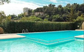 La Madonette